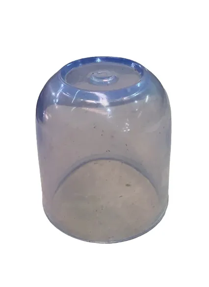 Vaso P/trampa-plastico — código 6049, Massey Ferguson
