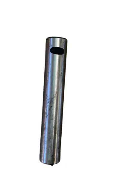 Eje Pedal De Freno — código R45929, John Deere